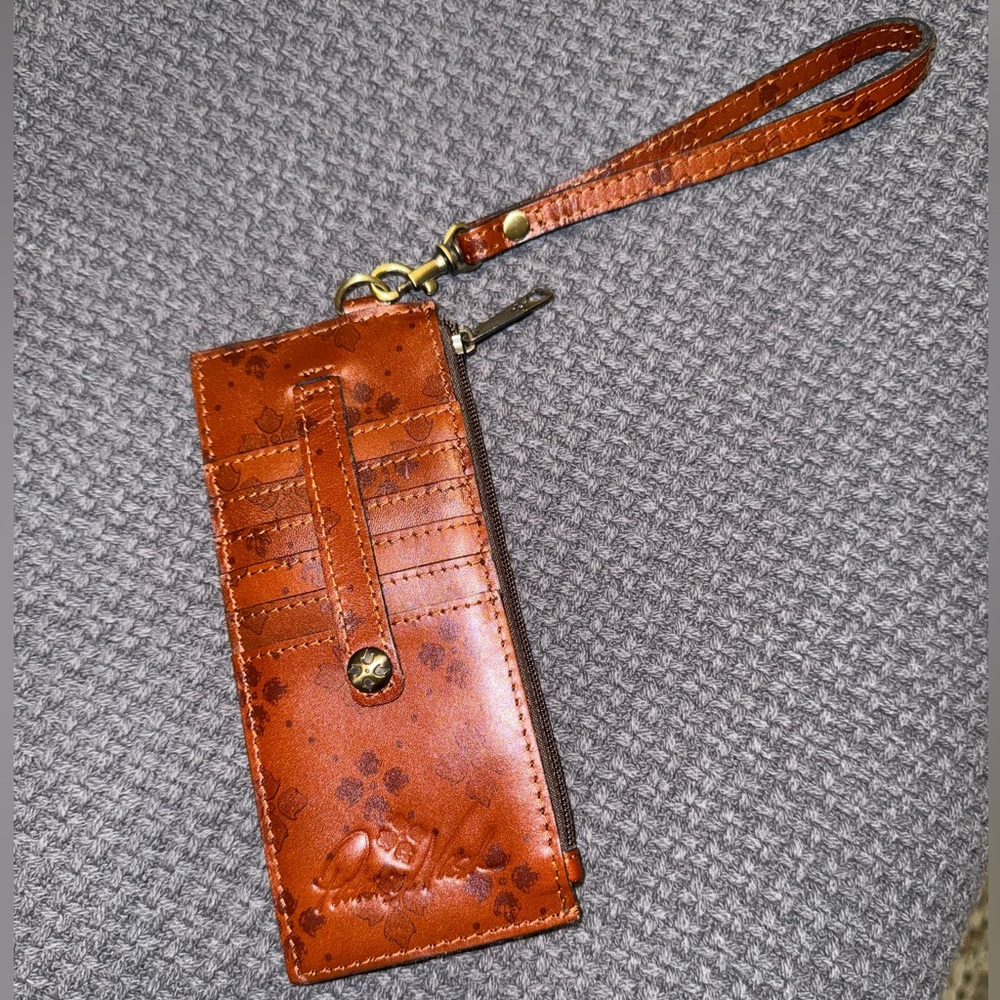 Patricia Nash Brown Pattern Leather Card Holder Wristlet/Wallet NWOT